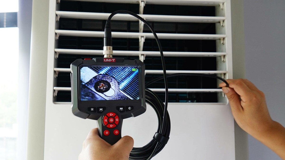 UNI-T Industriële Endoscoop 5 m – 4,3″ HD Scherm, IP67 Sonde