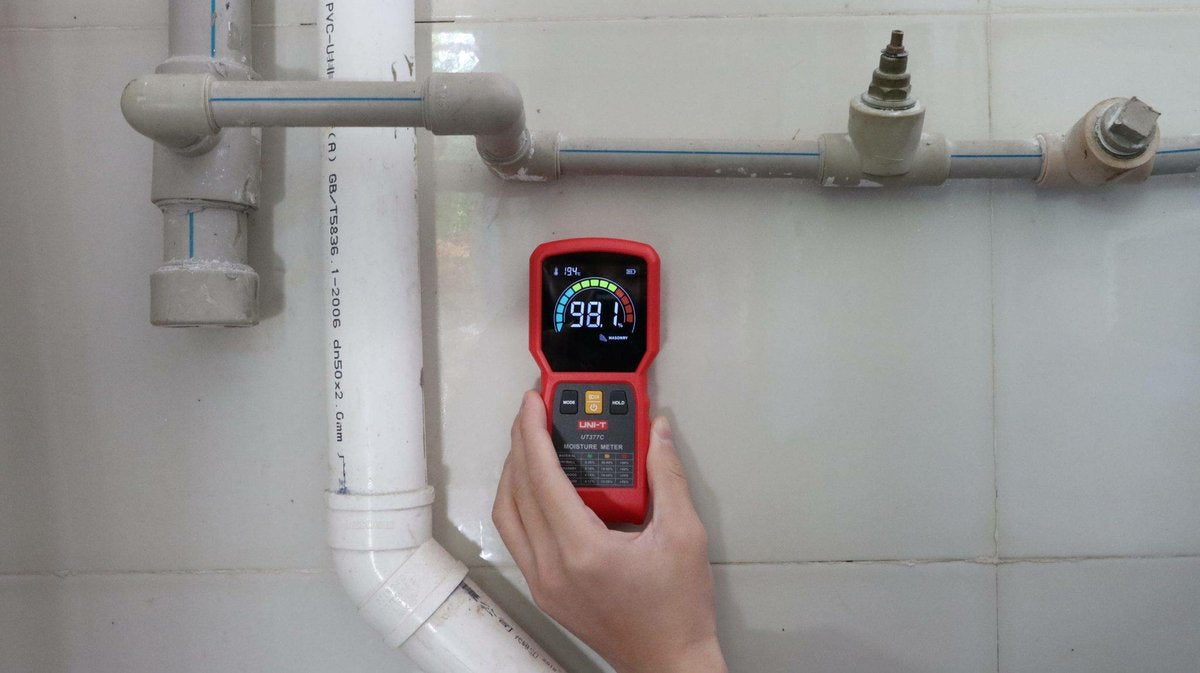 UNI-T Pinloze Vochtmeter voor Hout en Bouwmaterialen – 4 Modi